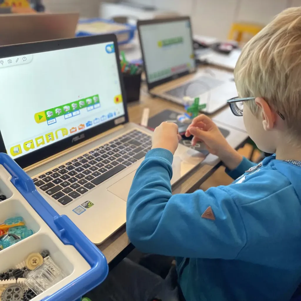 Atelier robotique Lego
